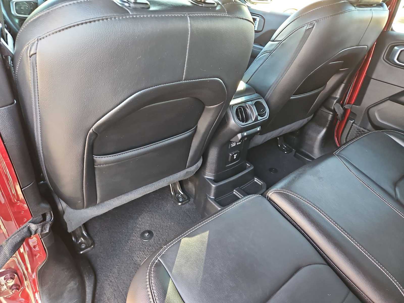 Thumbnail: 2021 Jeep Wrangler - 17