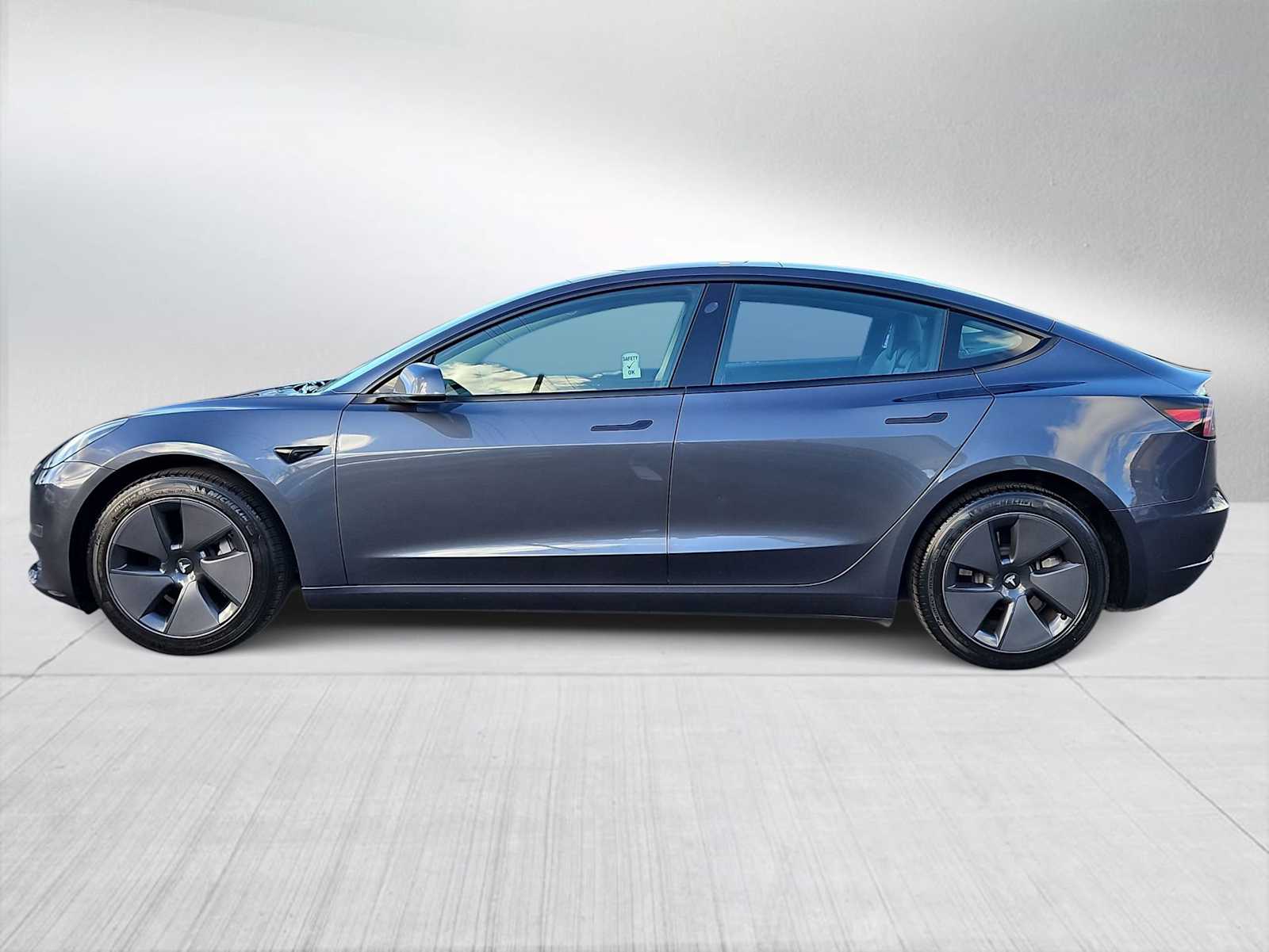 Thumbnail: 2023 Tesla Model 3 - 5