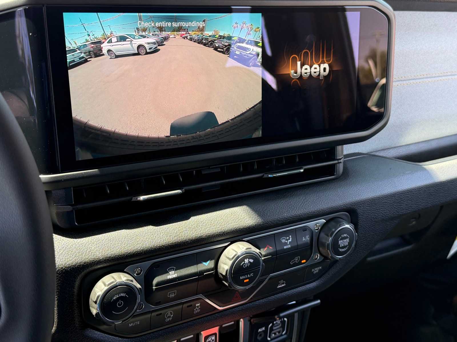 Thumbnail: 2026 Jeep Wrangler - 16