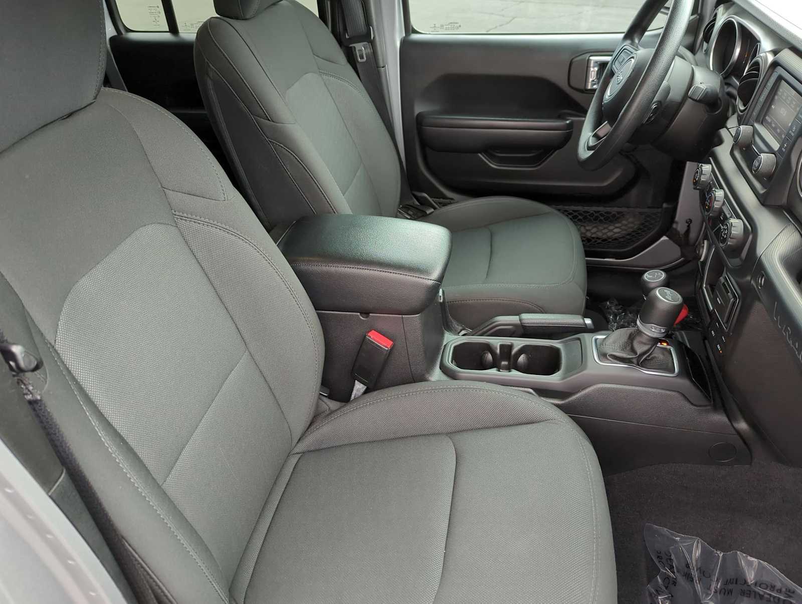 Thumbnail: 2021 Jeep Wrangler - 20