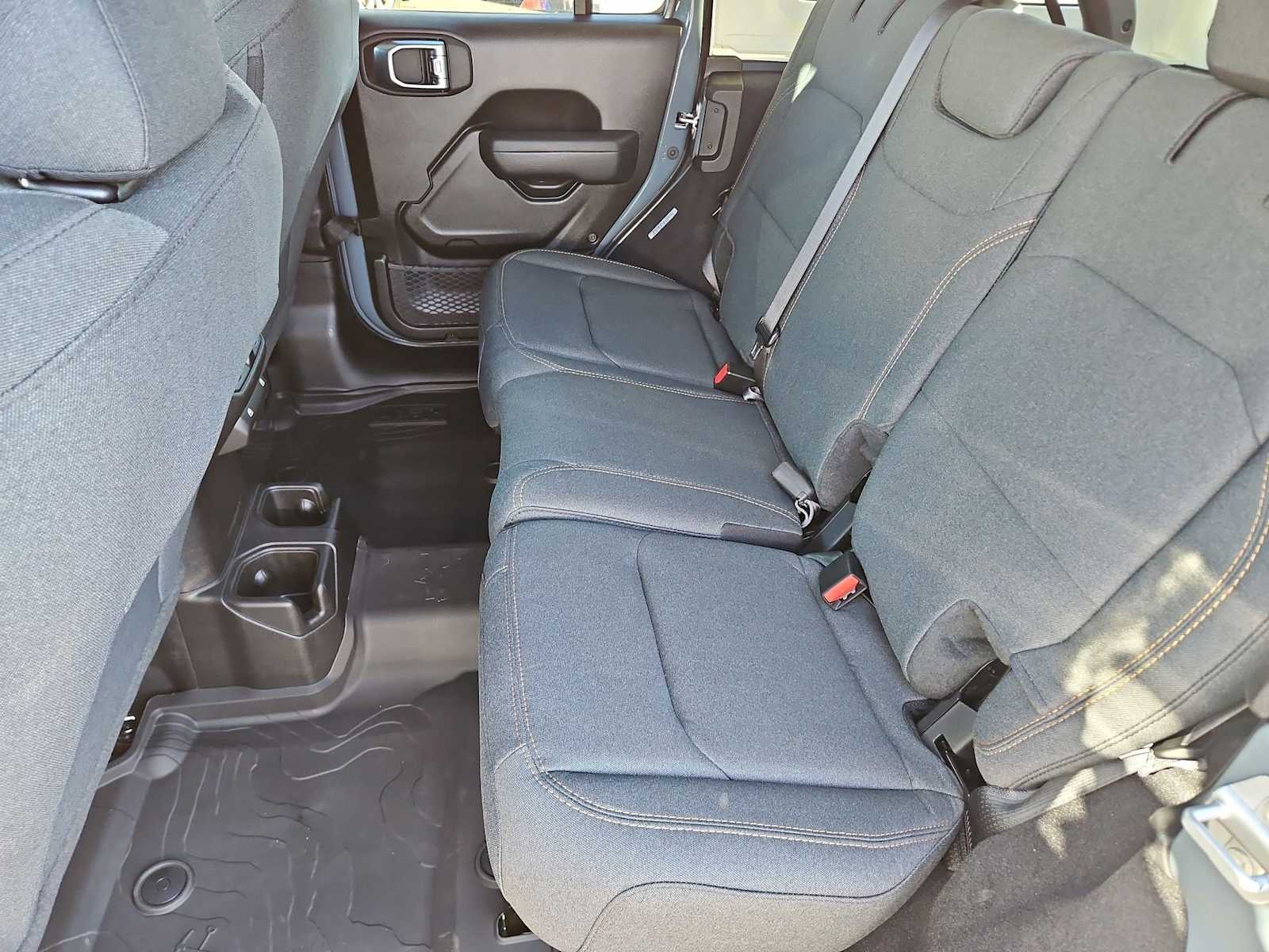 Thumbnail: 2026 Jeep Wrangler - 18