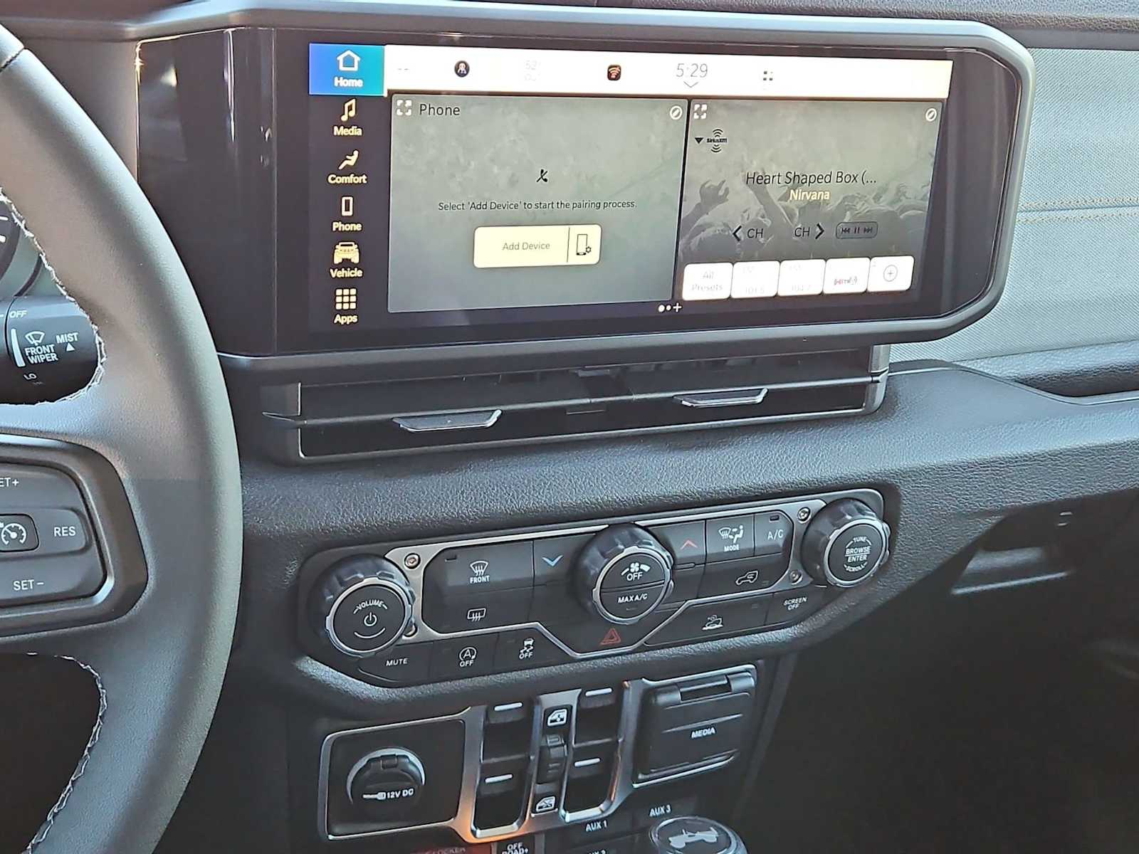 Thumbnail: 2026 Jeep Wrangler - 26