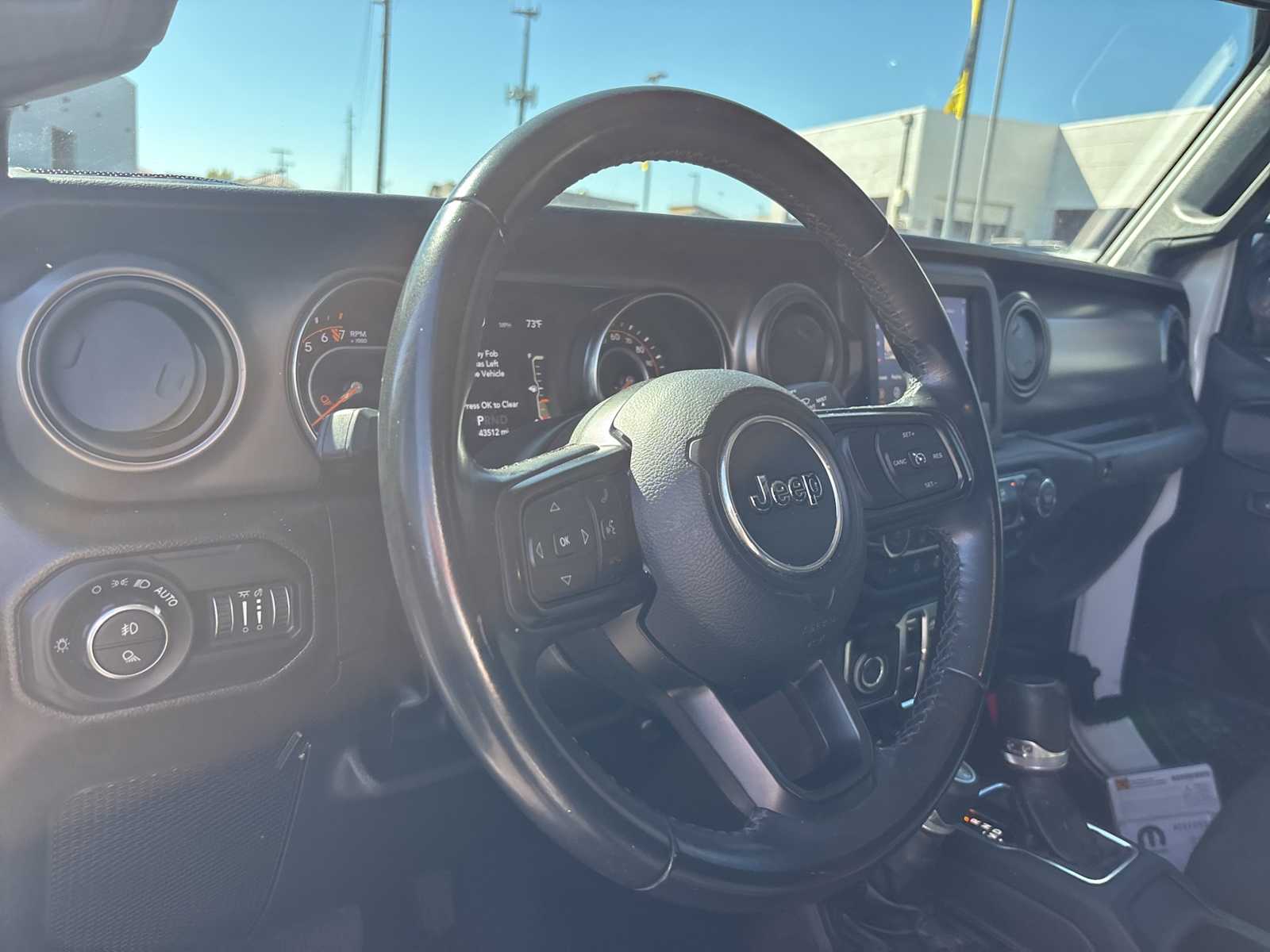 Thumbnail: 2022 Jeep Gladiator - 9