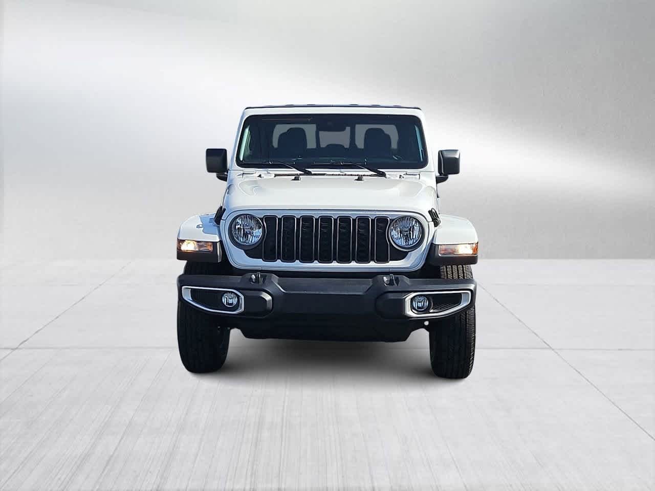 Thumbnail: 2025 Jeep Gladiator - 3