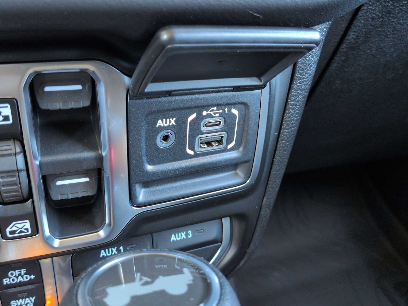 Thumbnail: 2026 Jeep Wrangler - 31