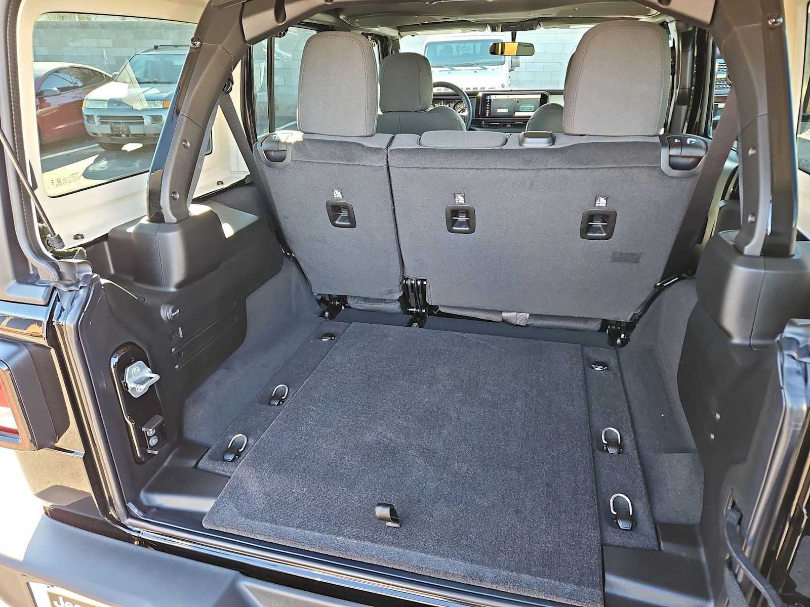 Thumbnail: 2026 Jeep Wrangler - 31