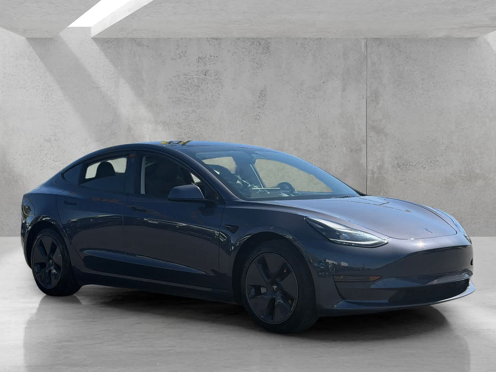 Thumbnail: 2023 Tesla Model 3 - 7