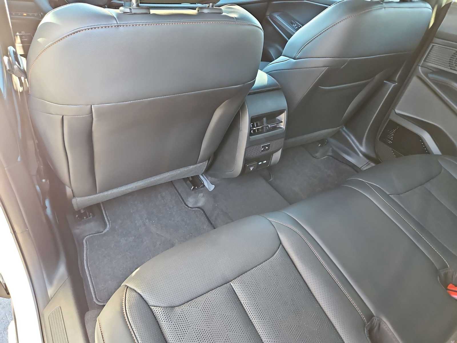 Thumbnail: 2026 Jeep Cherokee - 19