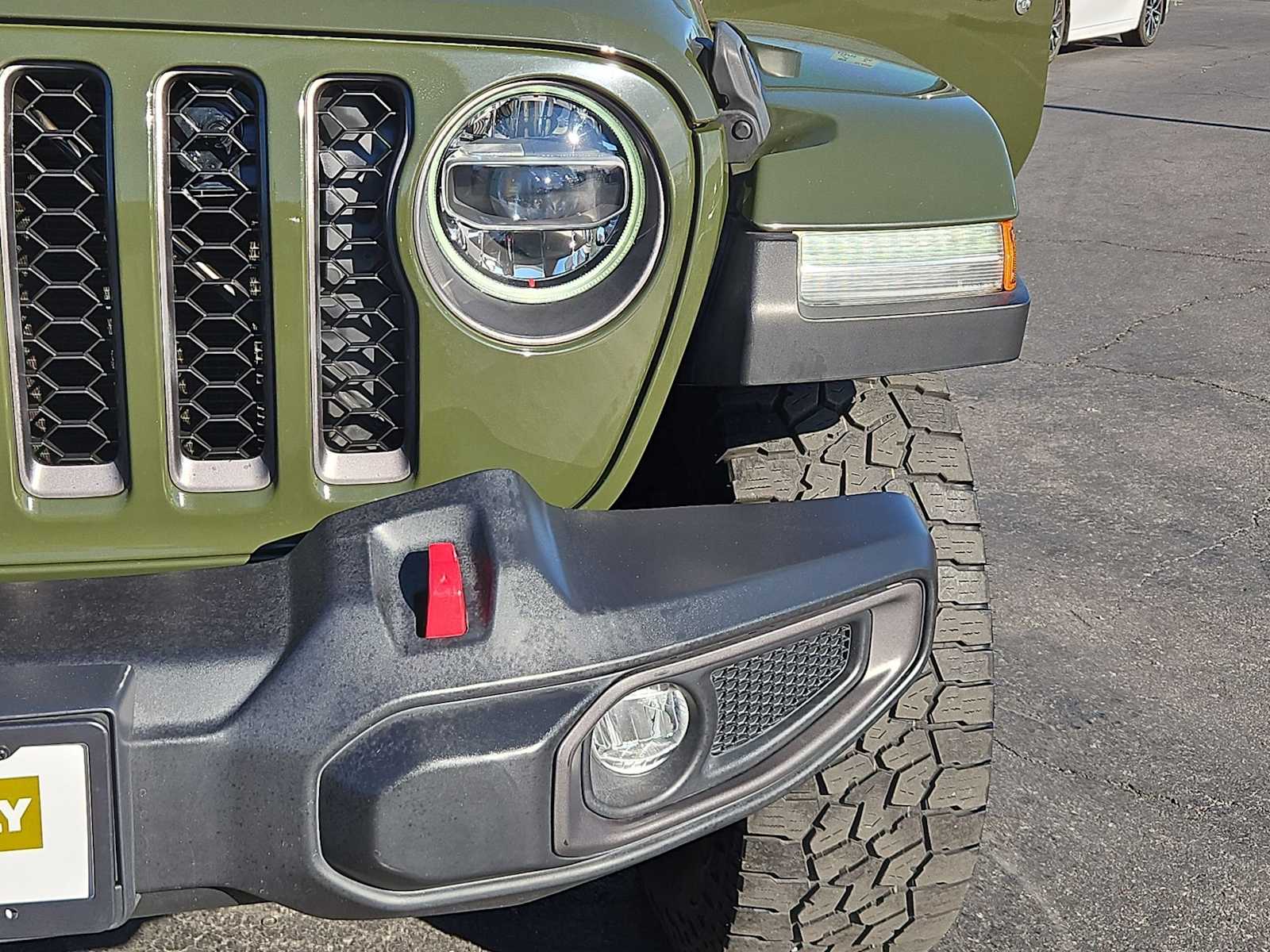 Thumbnail: 2022 Jeep Gladiator - 22