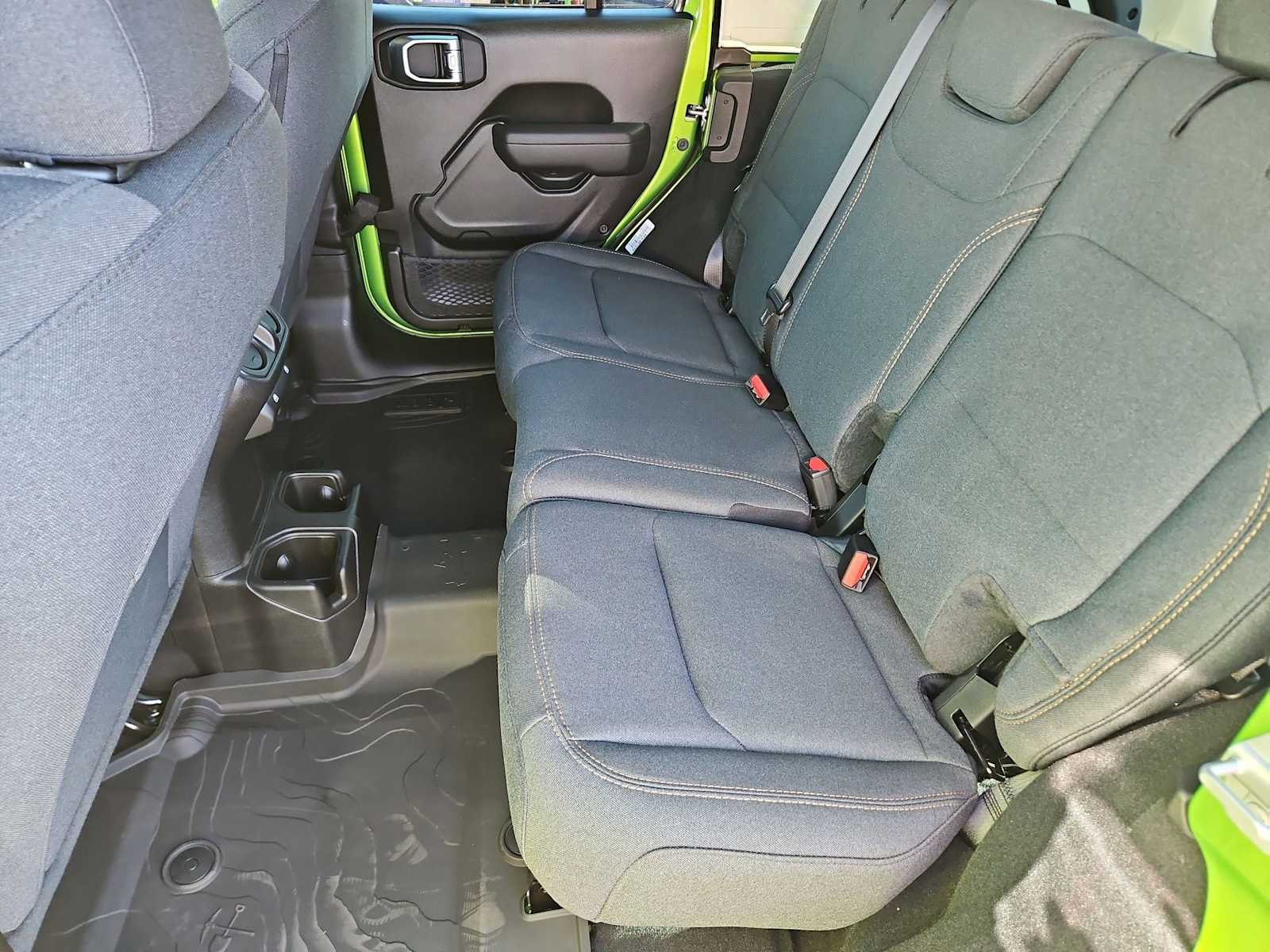 Thumbnail: 2026 Jeep Wrangler - 18