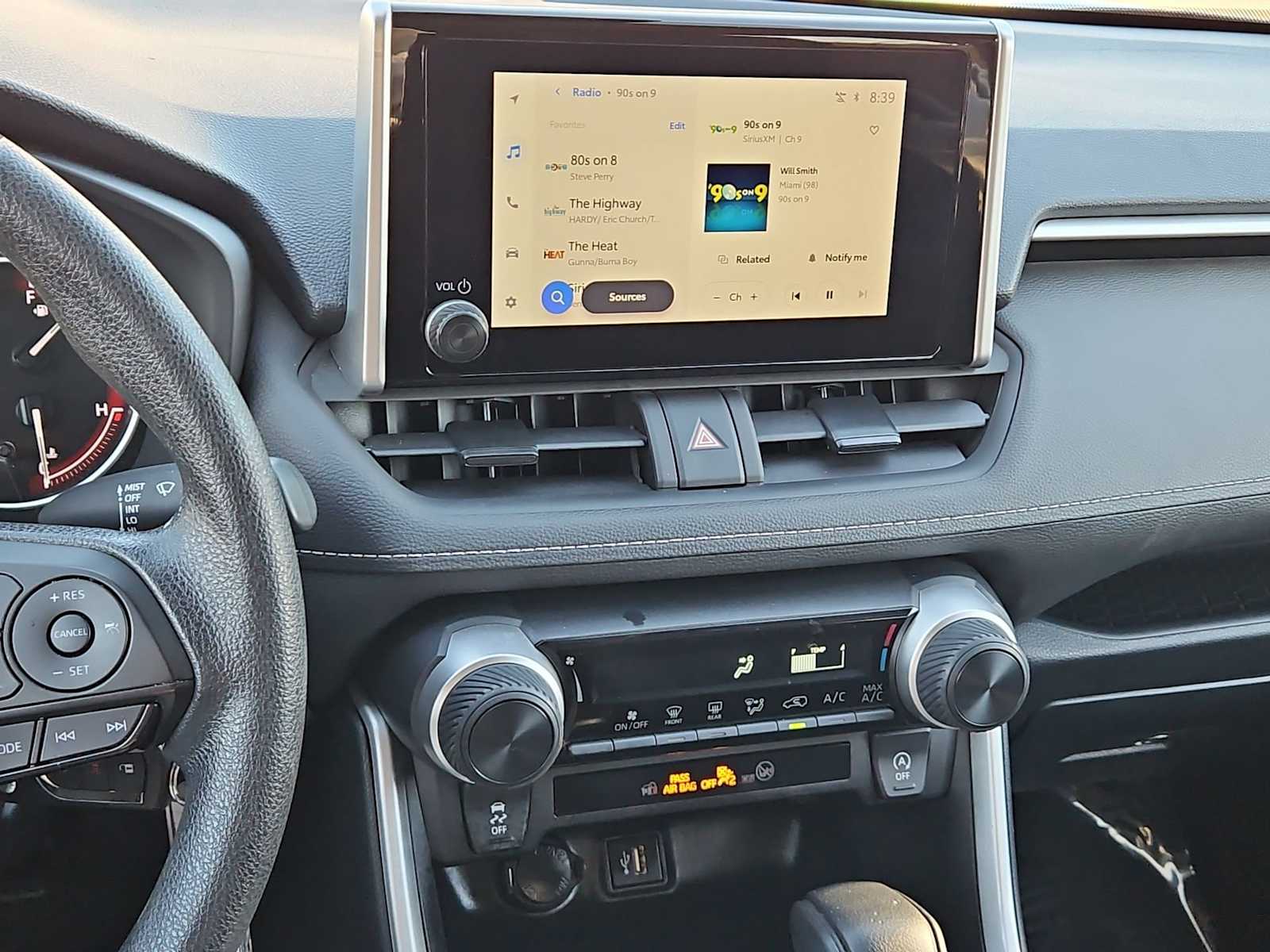 Thumbnail: 2024 Toyota RAV4 - 26