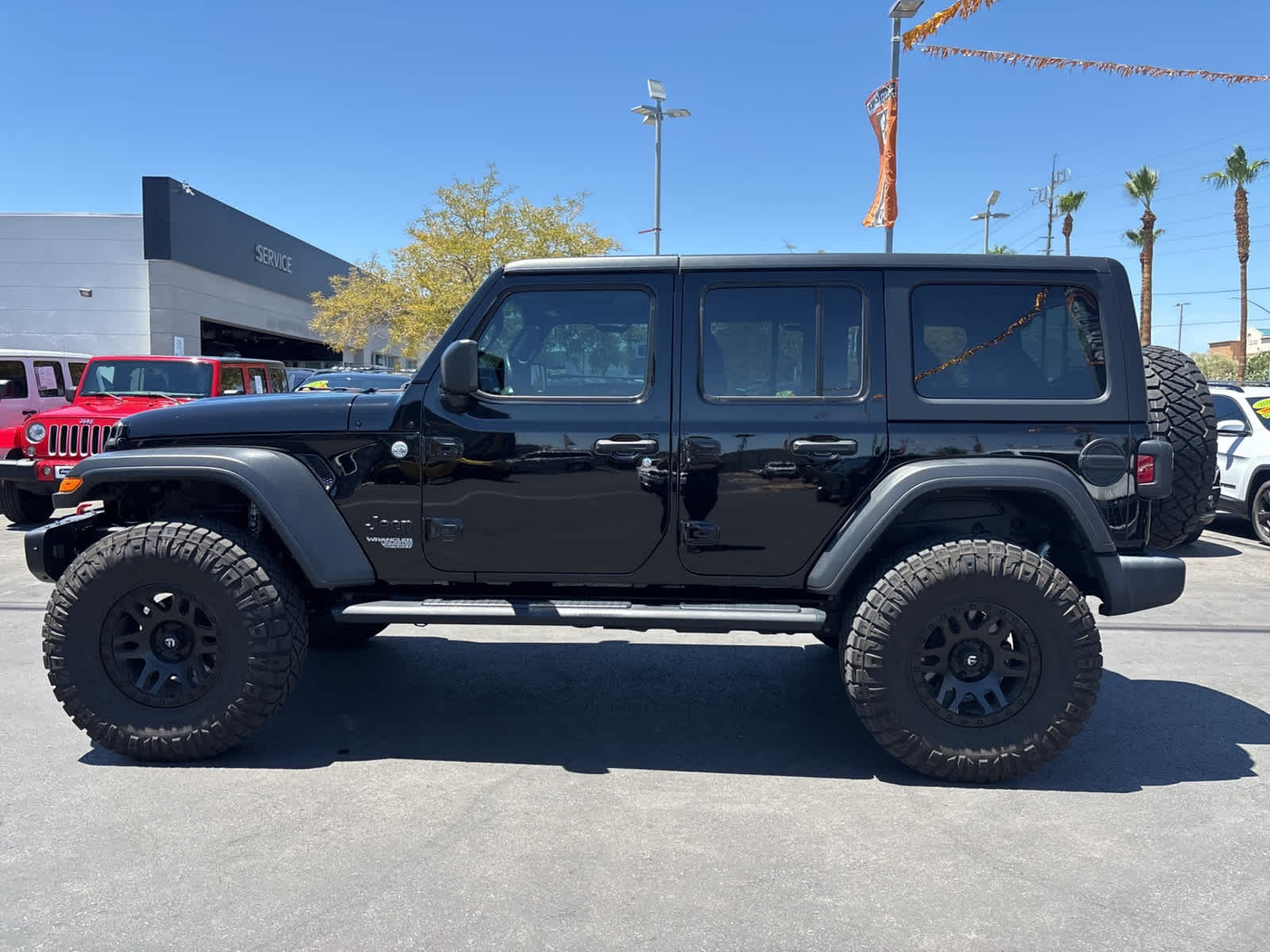 Thumbnail: 2021 Jeep Wrangler - 8