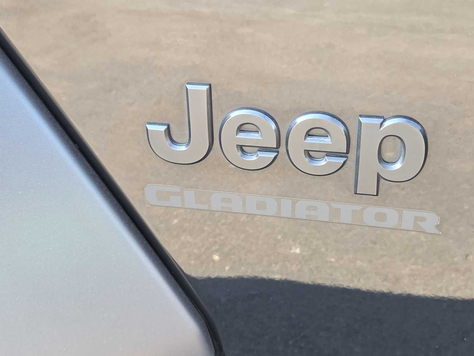 Thumbnail: 2021 Jeep Gladiator - 13