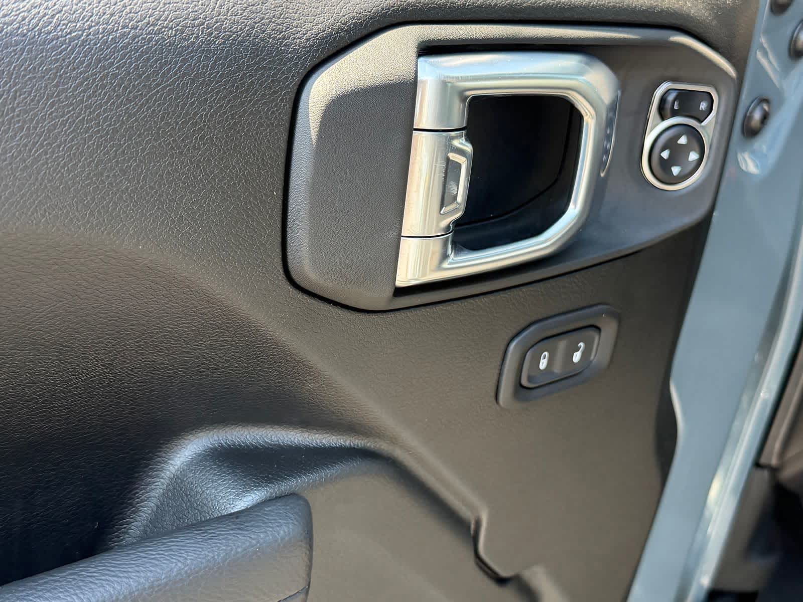 Thumbnail: 2026 Jeep Wrangler - 9