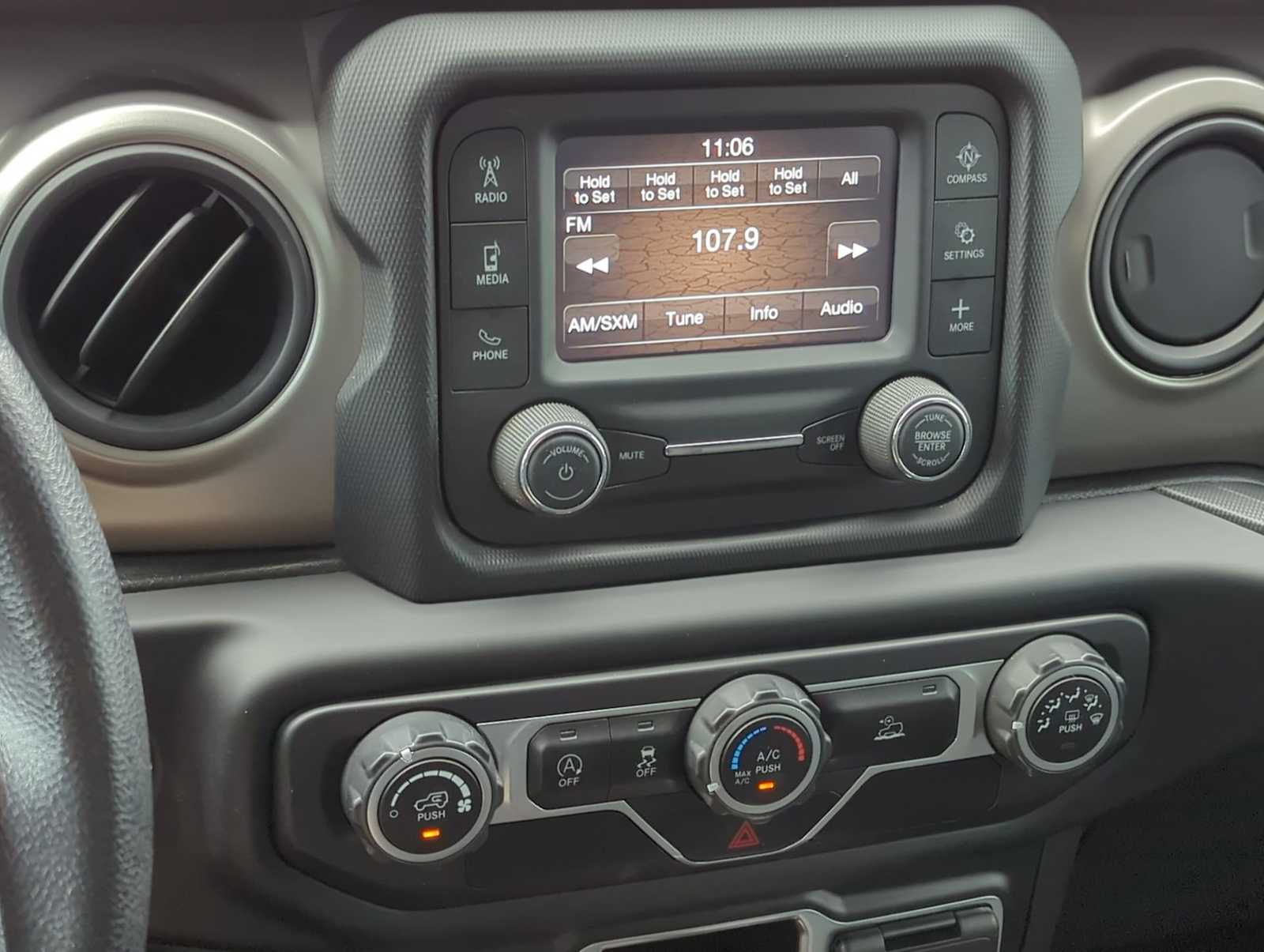 Thumbnail: 2021 Jeep Wrangler - 26