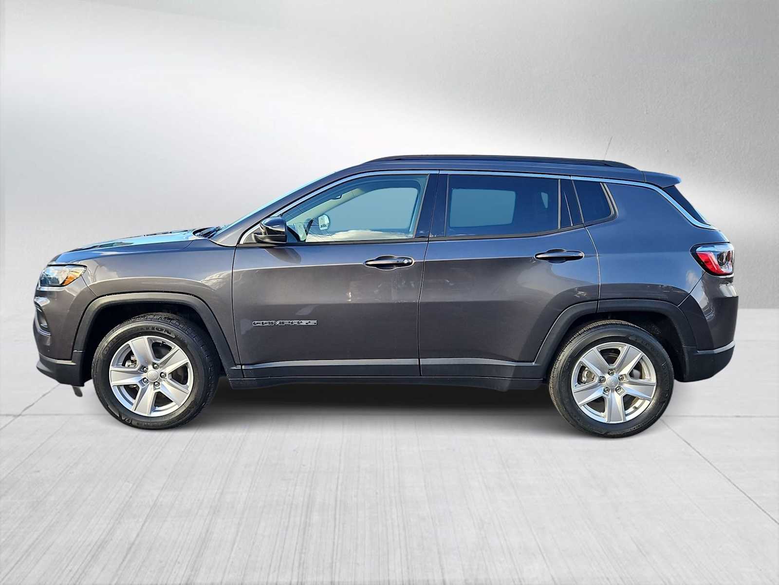 Thumbnail: 2022 Jeep Compass - 5