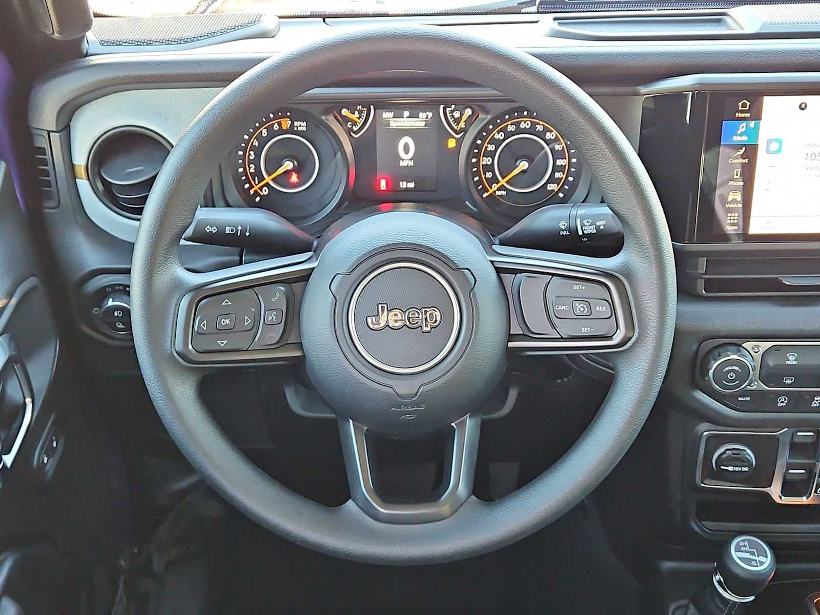 Thumbnail: 2026 Jeep Gladiator - 21