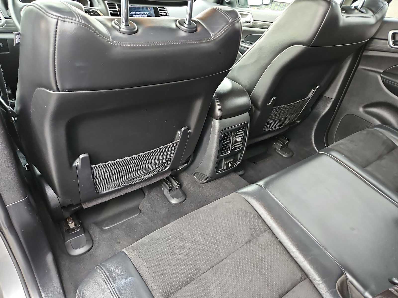 Thumbnail: 2019 Jeep Grand Cherokee - 19