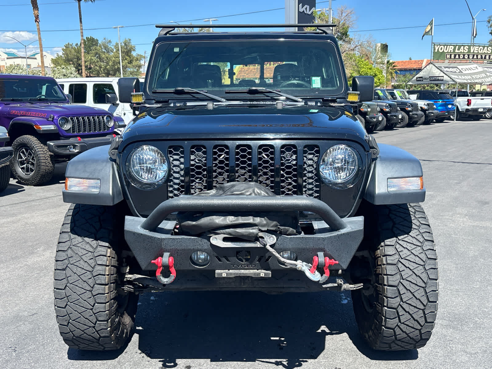 Thumbnail: 2021 Jeep Gladiator - 4