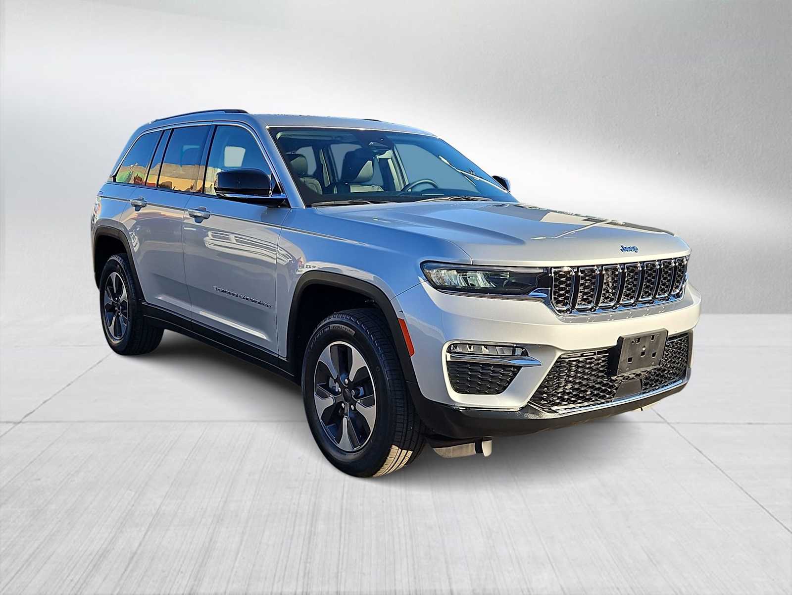 Thumbnail: 2022 Jeep Grand Cherokee - 2