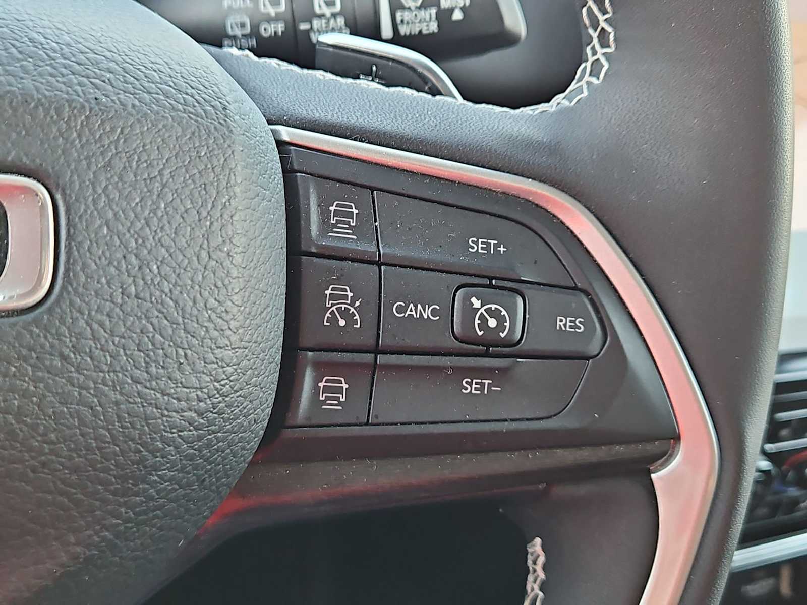 Thumbnail: 2022 Jeep Grand Cherokee - 26