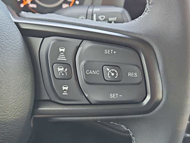 Thumbnail: 2026 Jeep Gladiator - 23