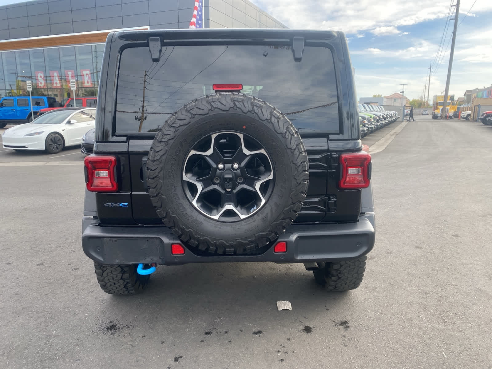 Thumbnail: 2021 Jeep Wrangler - 11