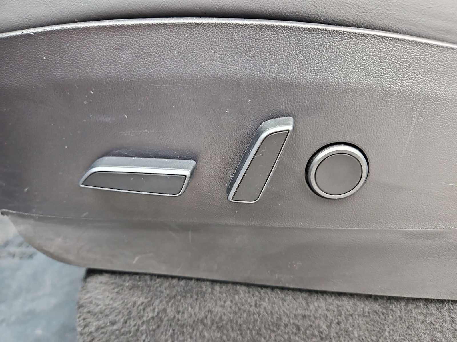 Thumbnail: 2021 Tesla Model Y - 17