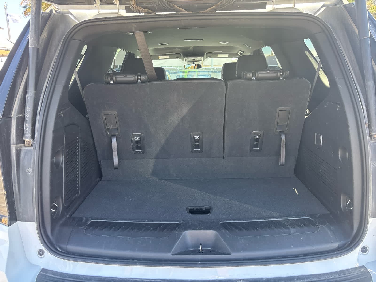 Thumbnail: 2025 Chevrolet Tahoe - 15