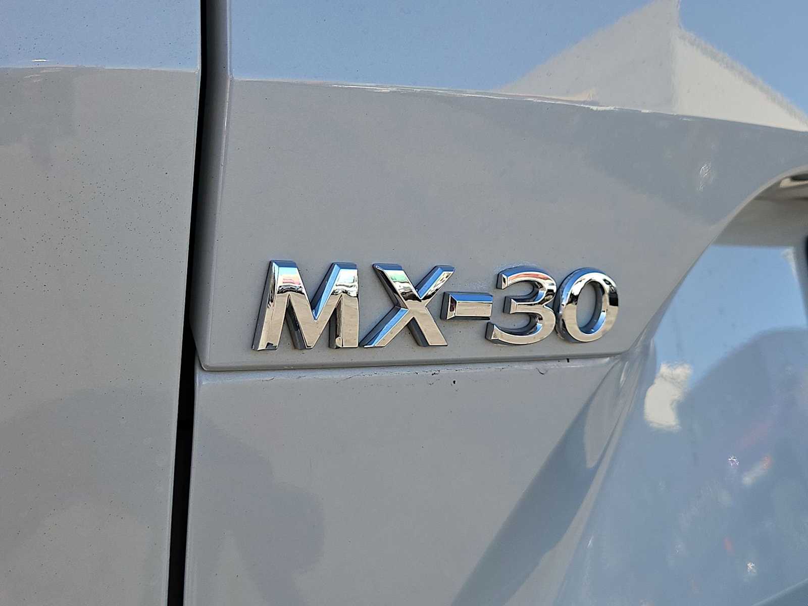 Thumbnail: 2022 Mazda MX-30 - 12