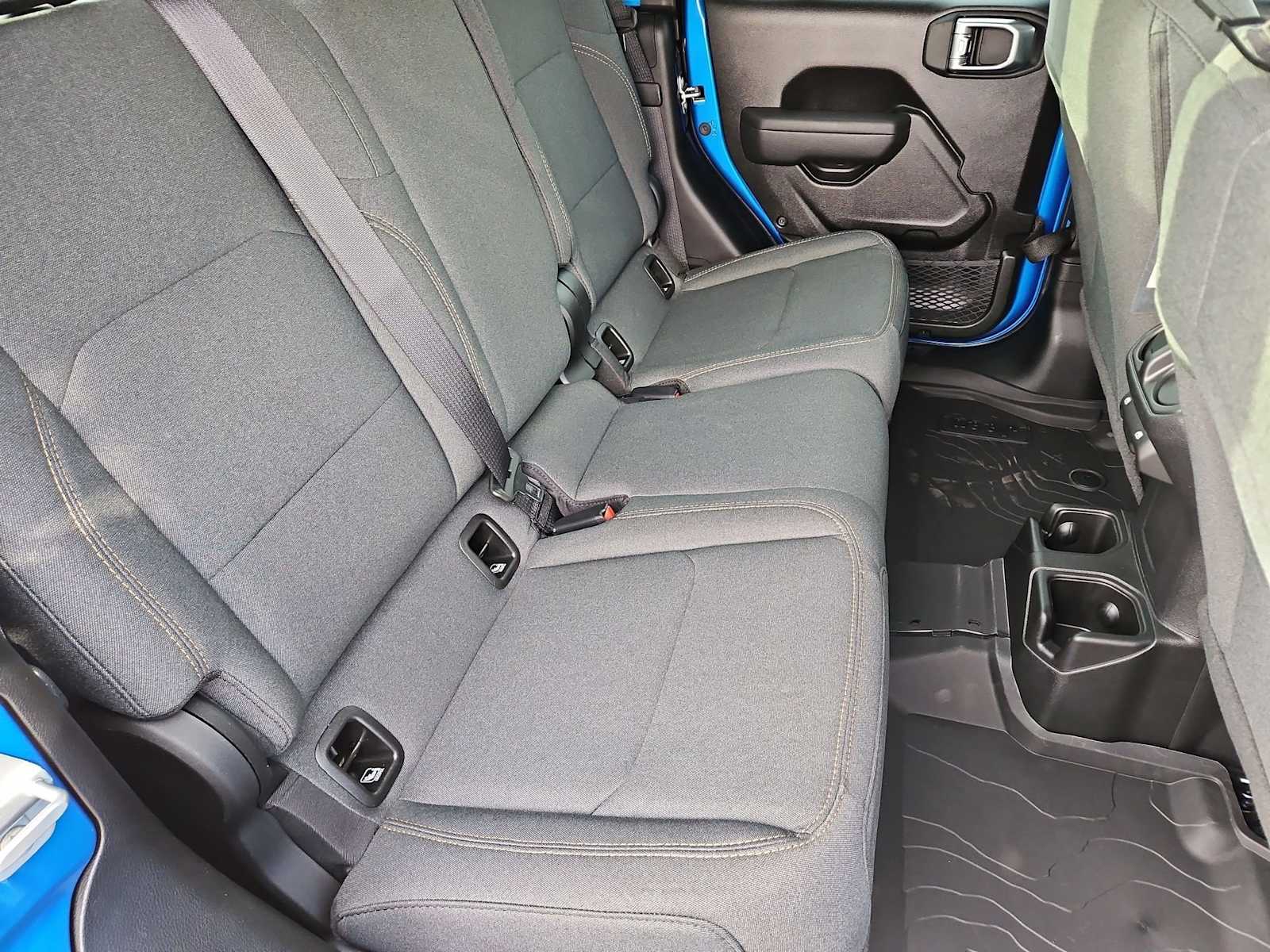 Thumbnail: 2026 Jeep Gladiator - 19