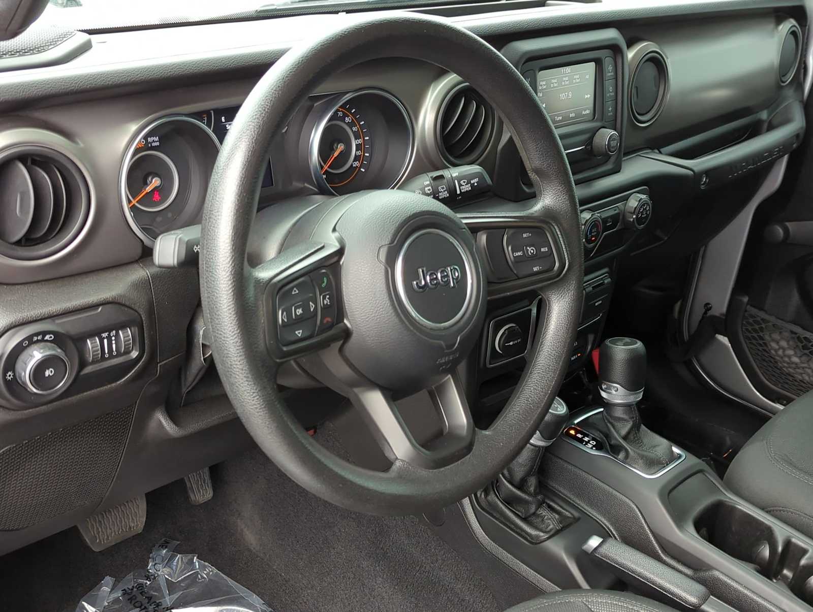 Thumbnail: 2021 Jeep Wrangler - 10