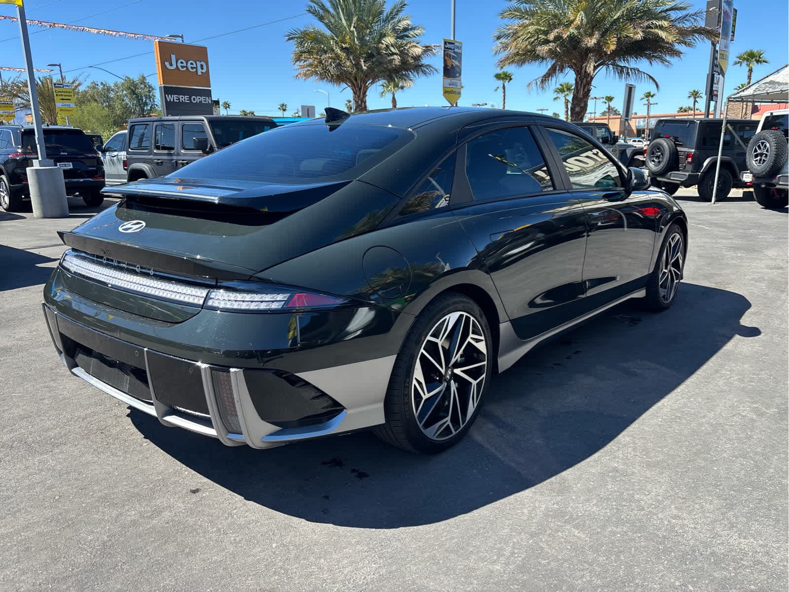 Thumbnail: 2024 Hyundai Ioniq 6 - 5