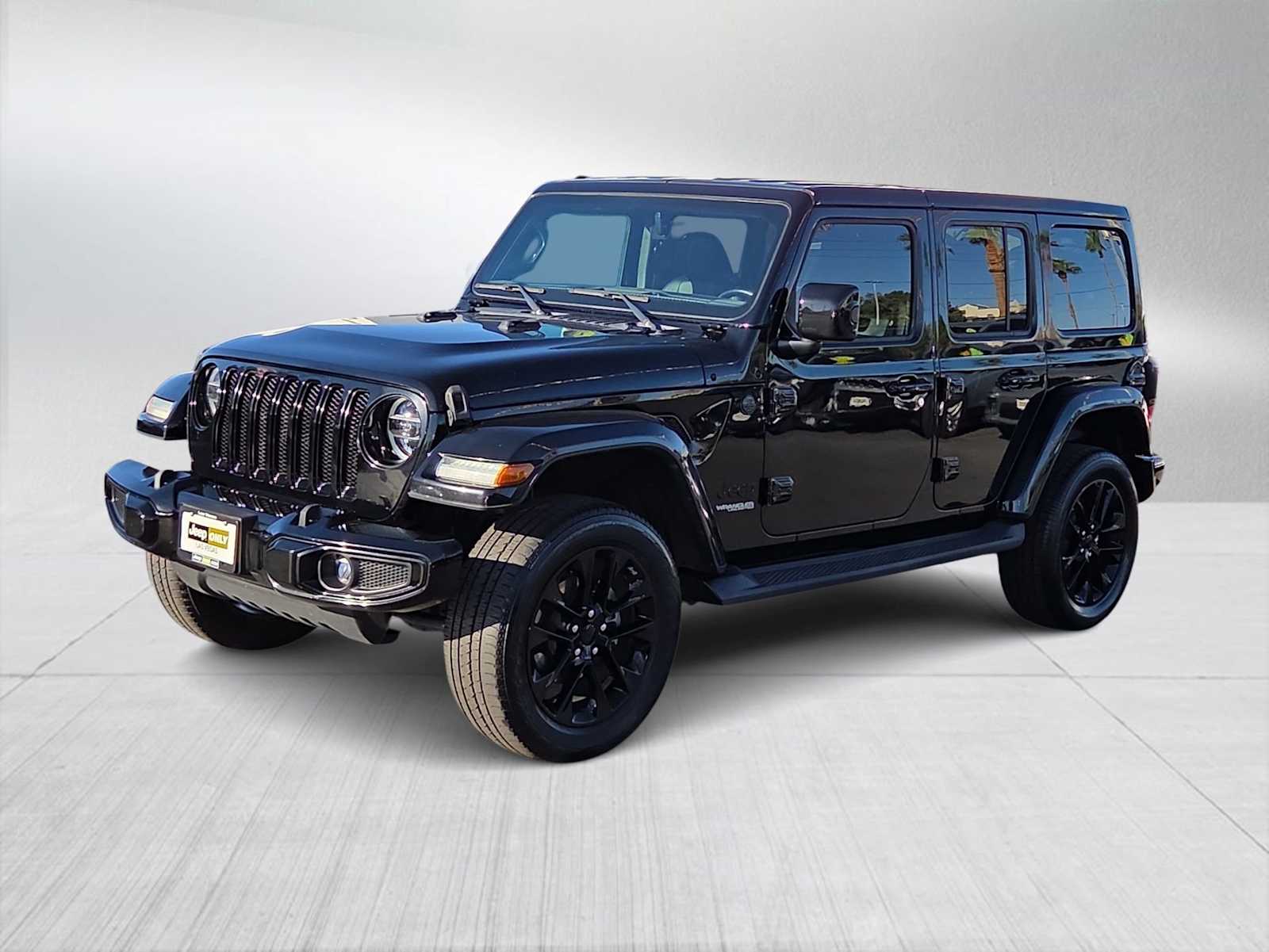 2021 Jeep Wrangler Unlimited Sahara High Altitude photo 4