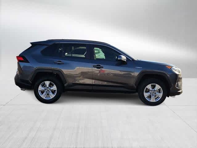 Thumbnail: 2021 Toyota RAV4 - 9