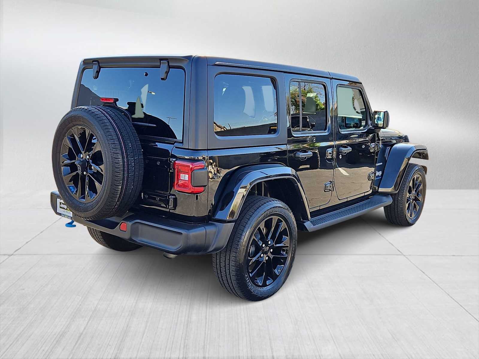 Thumbnail: 2023 Jeep Wrangler - 8