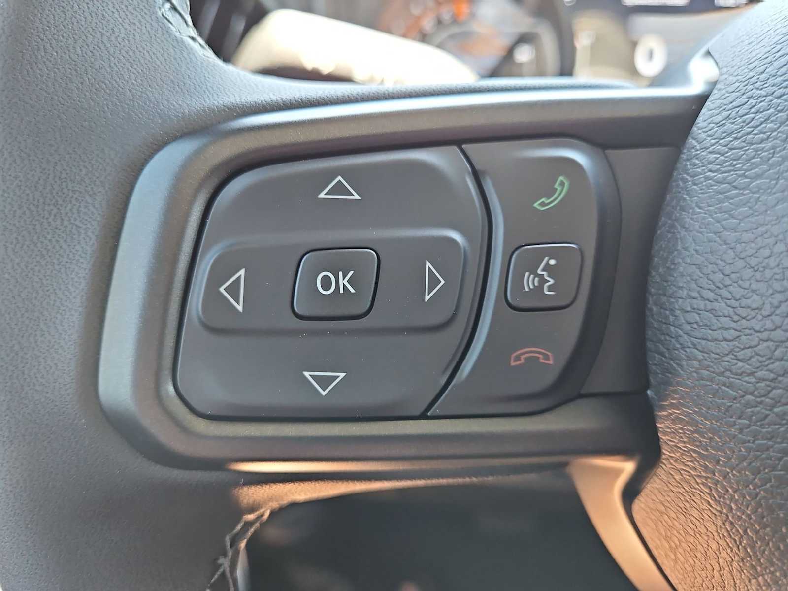 Thumbnail: 2025 Jeep Gladiator - 20