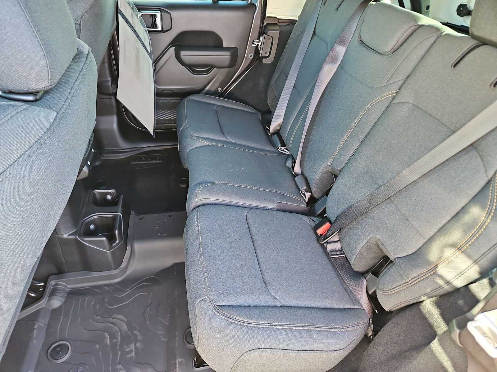 Thumbnail: 2026 Jeep Wrangler - 18