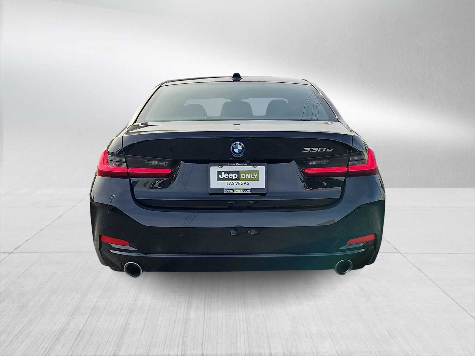 Thumbnail: 2023 BMW 3 Series - 7