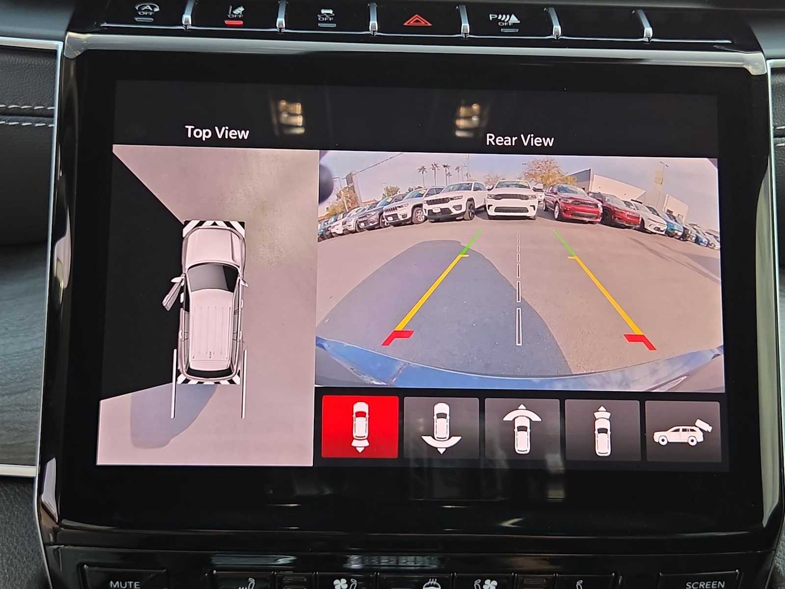 Thumbnail: 2025 Jeep Grand Cherokee L - 30