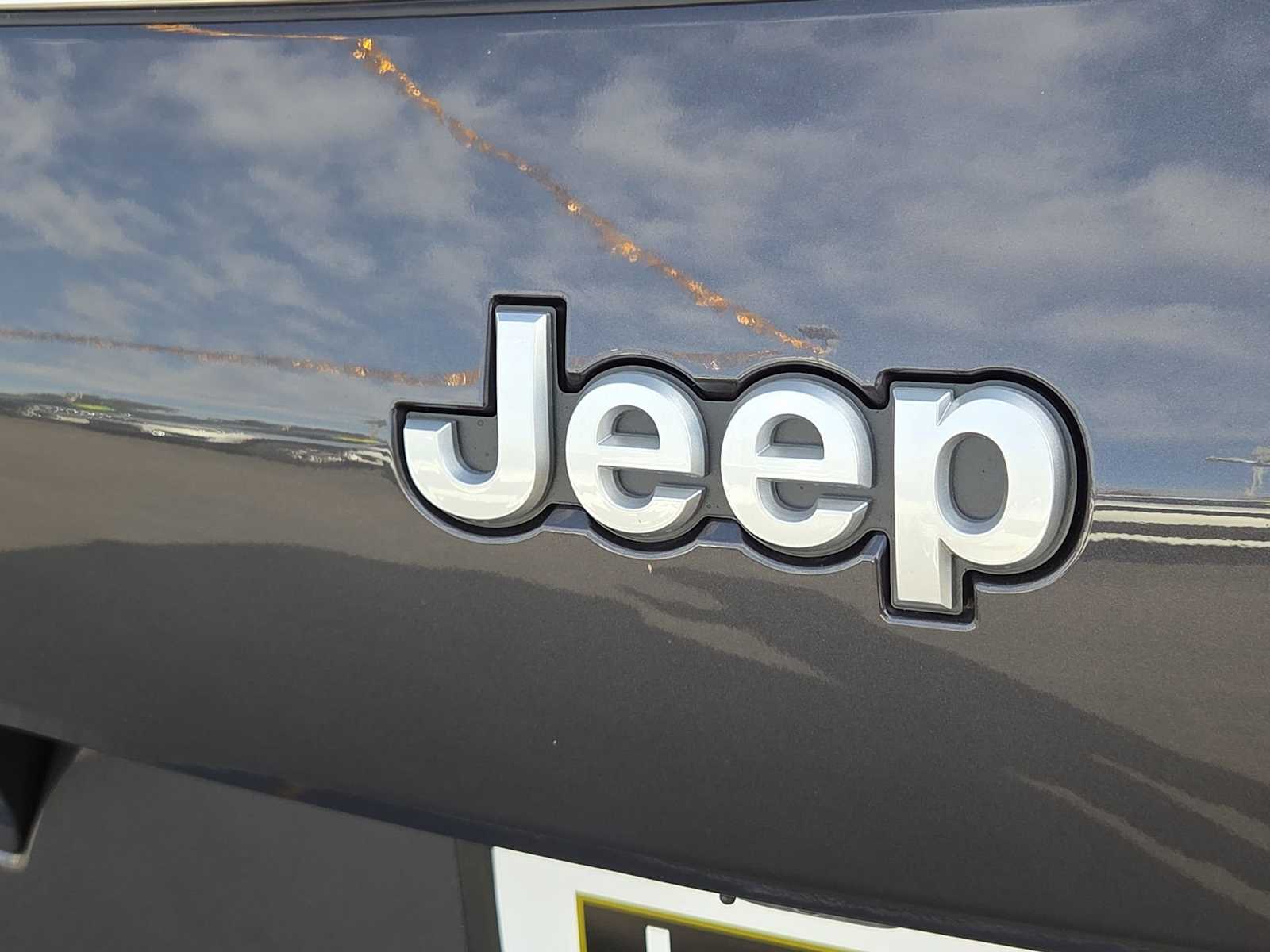 Thumbnail: 2025 Jeep Grand Cherokee L - 12