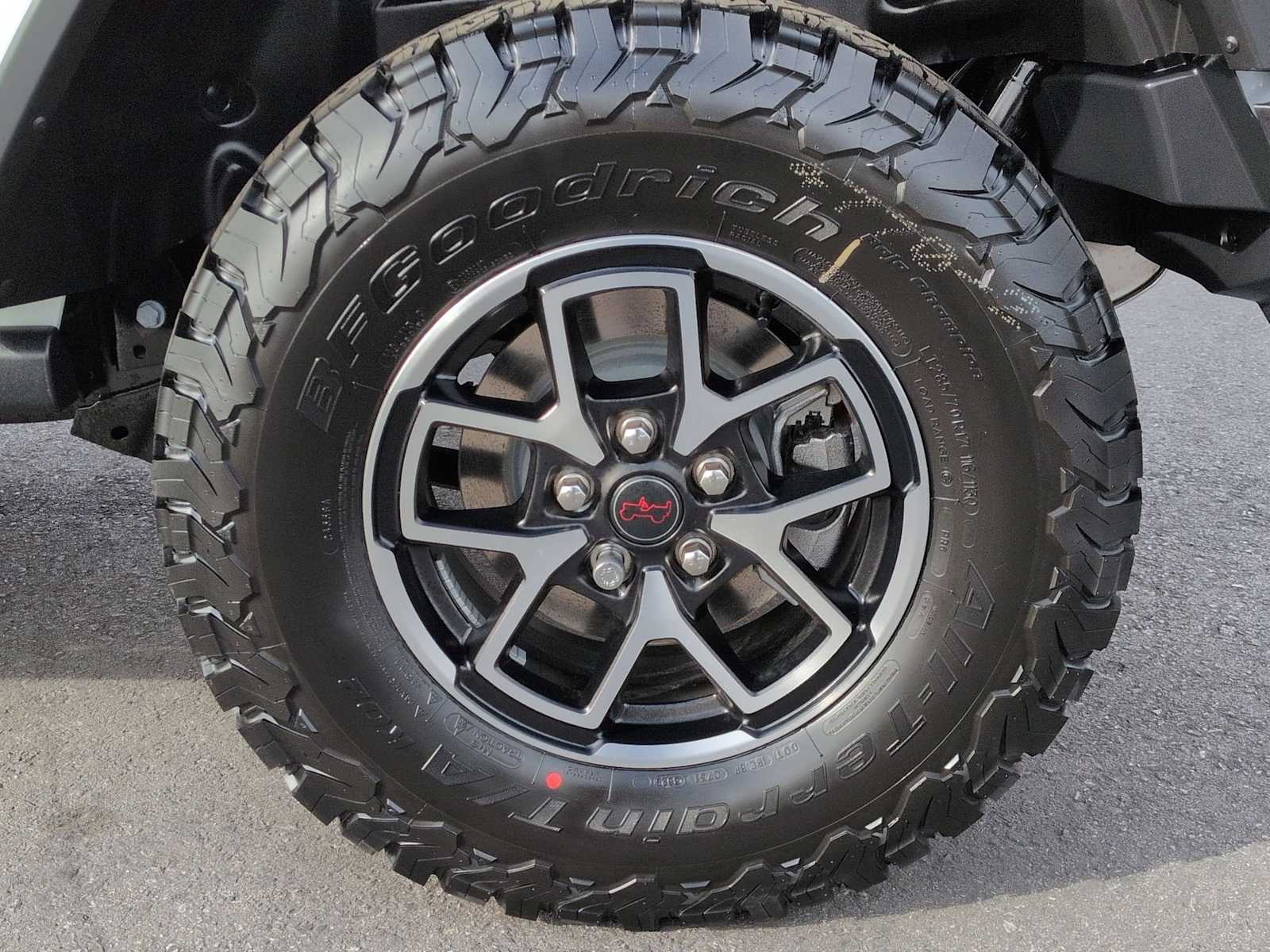 Thumbnail: 2026 Jeep Wrangler - 14