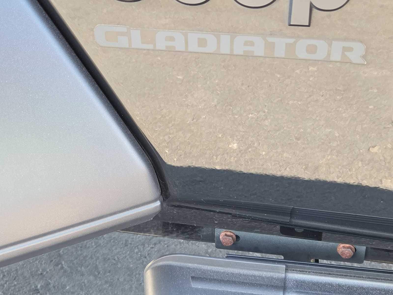 Thumbnail: 2021 Jeep Gladiator - 14