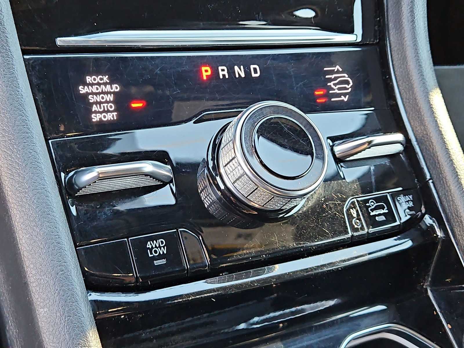 Thumbnail: 2022 Jeep Grand Cherokee - 33