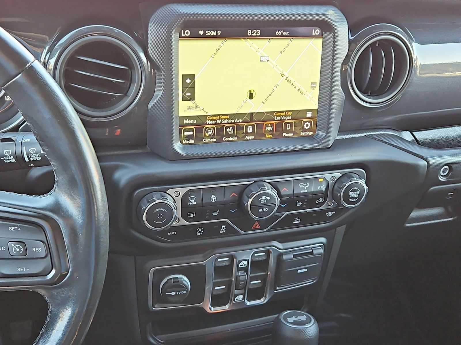 Thumbnail: 2021 Jeep Wrangler - 26