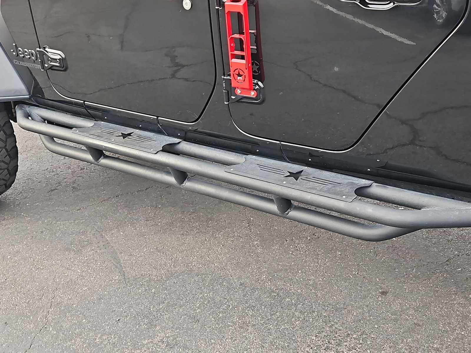 Thumbnail: 2021 Jeep Gladiator - 51