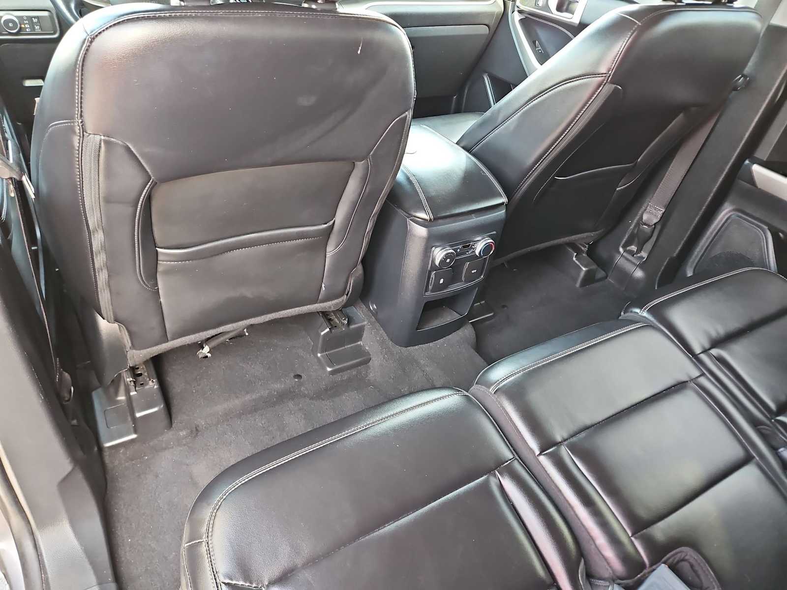 Thumbnail: 2021 Ford Explorer - 35