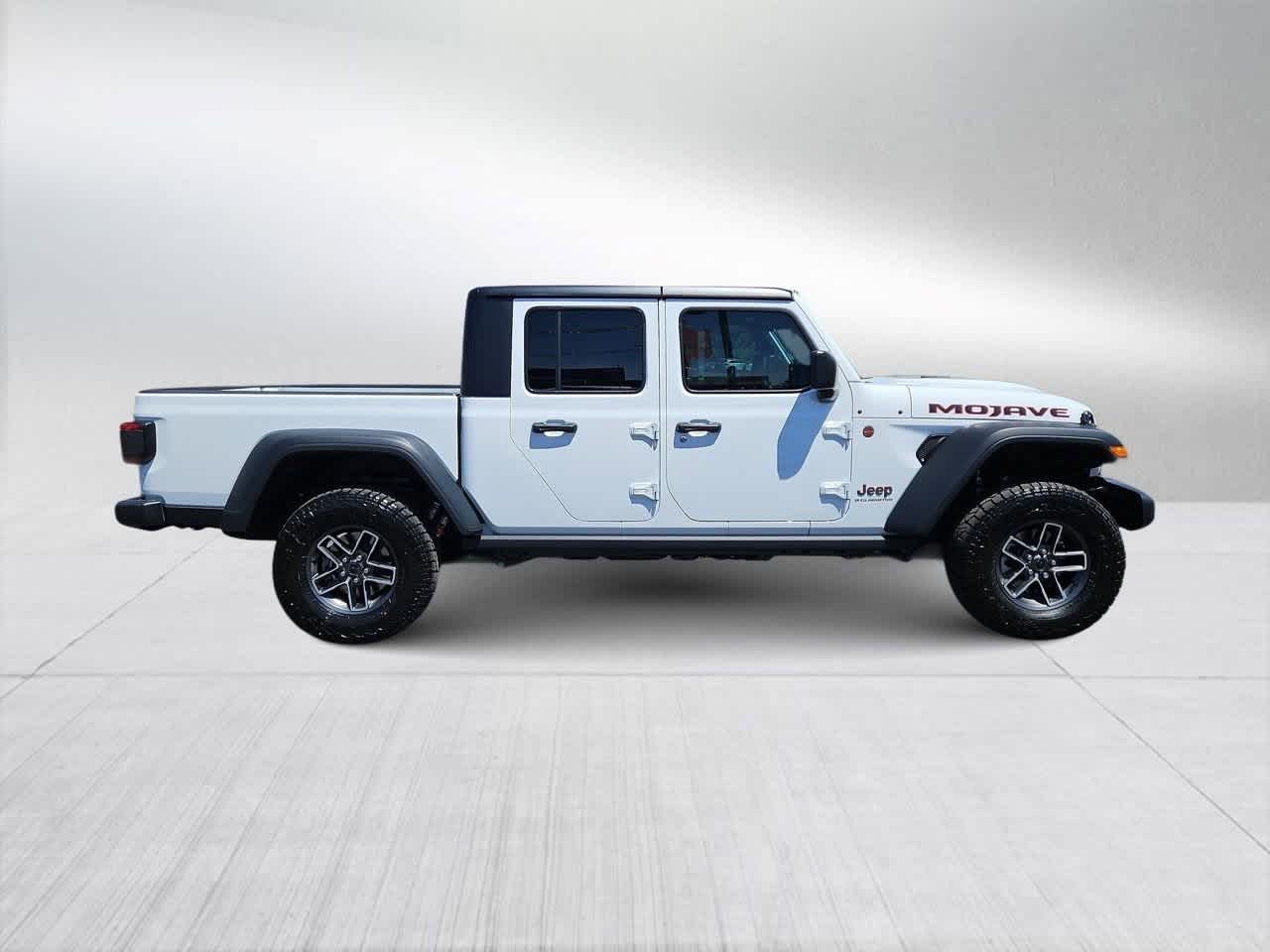 Thumbnail: 2025 Jeep Gladiator - 9