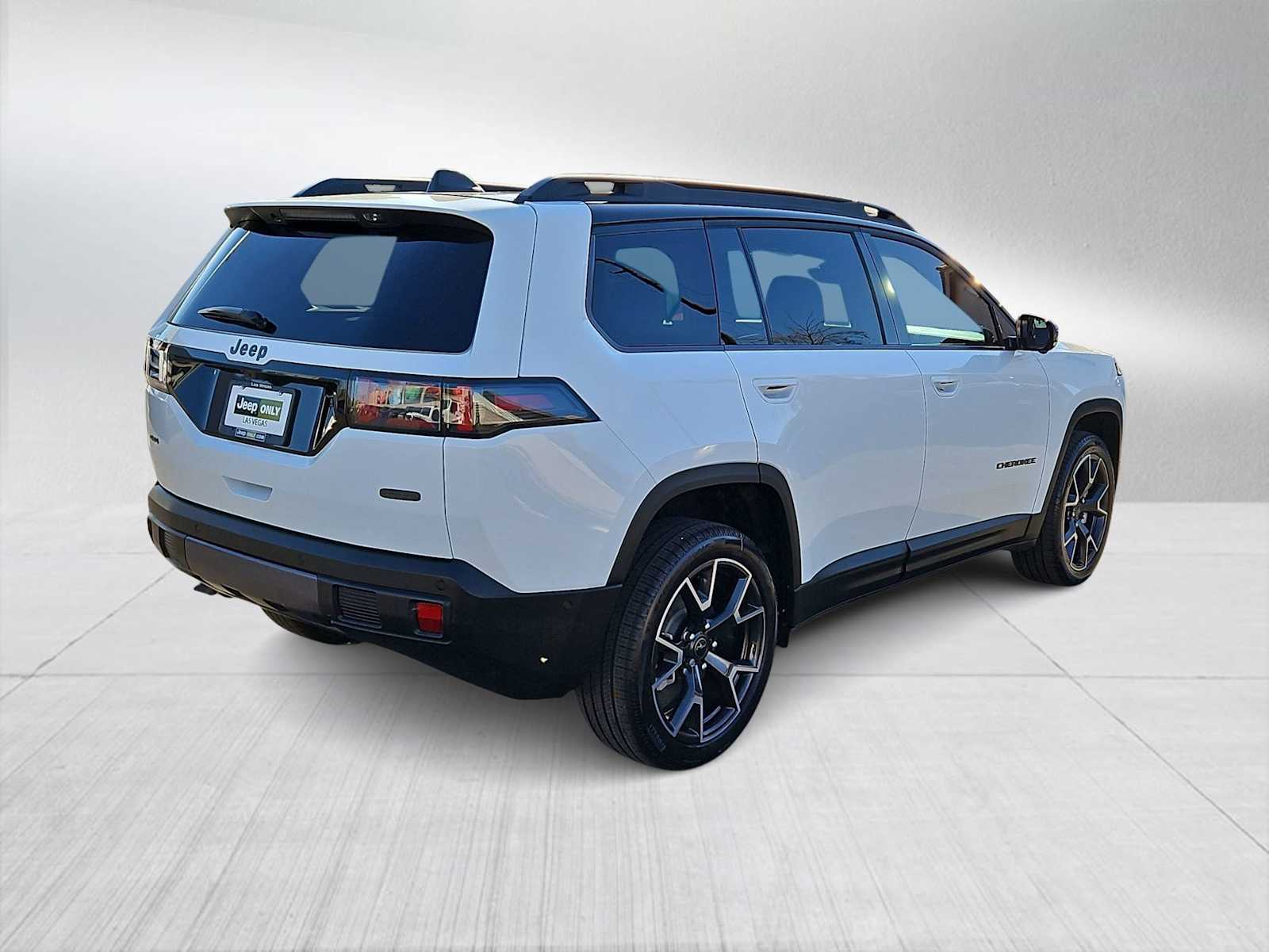 Thumbnail: 2026 Jeep Cherokee - 8