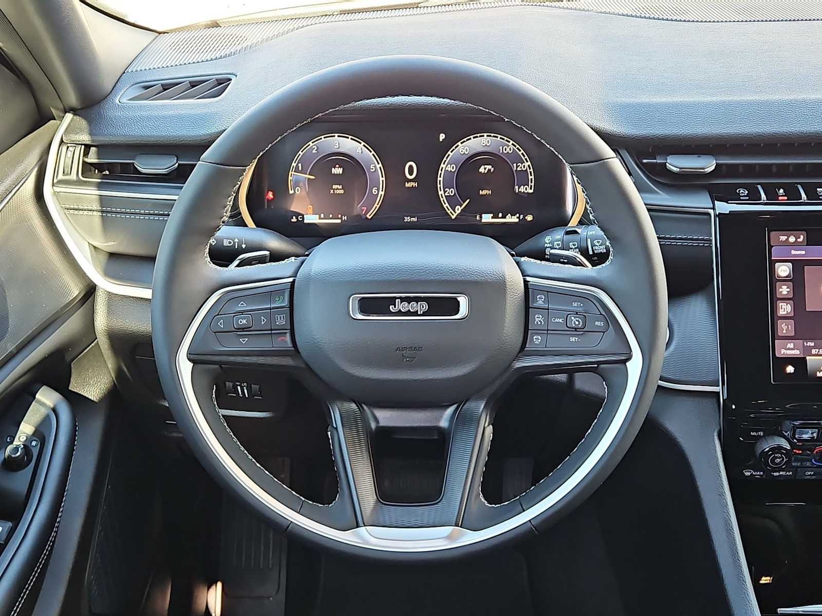 Thumbnail: 2026 Jeep Grand Cherokee - 23